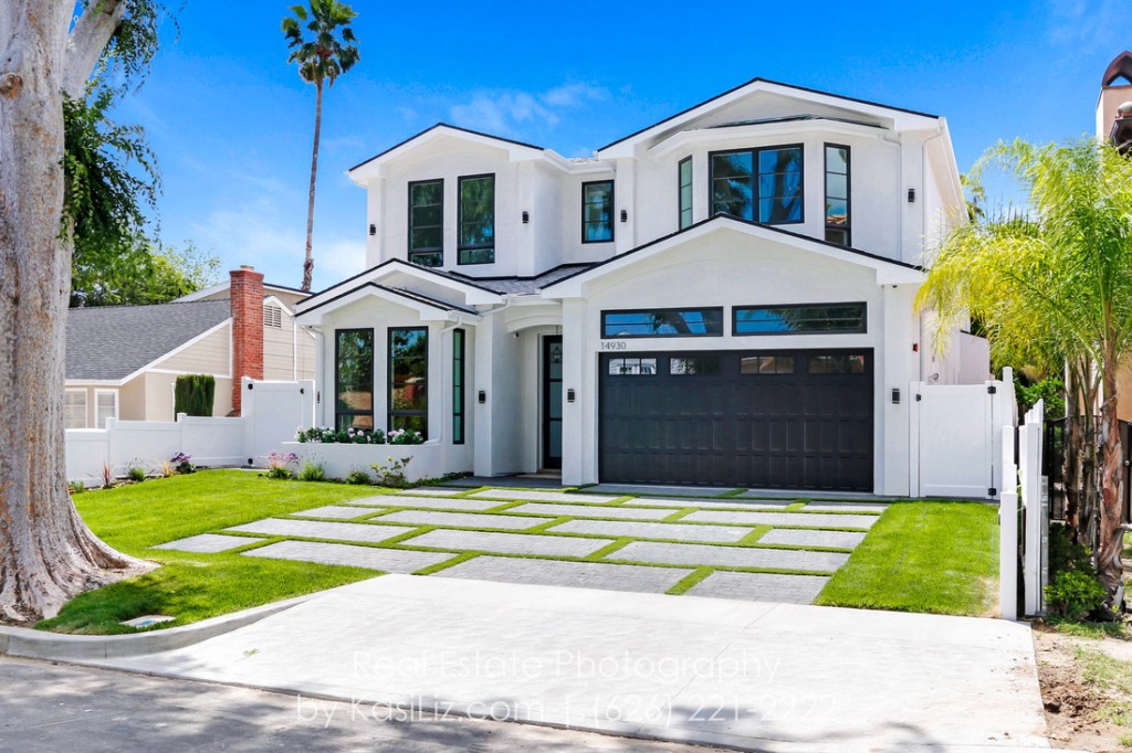 custom designed home in los angeles california